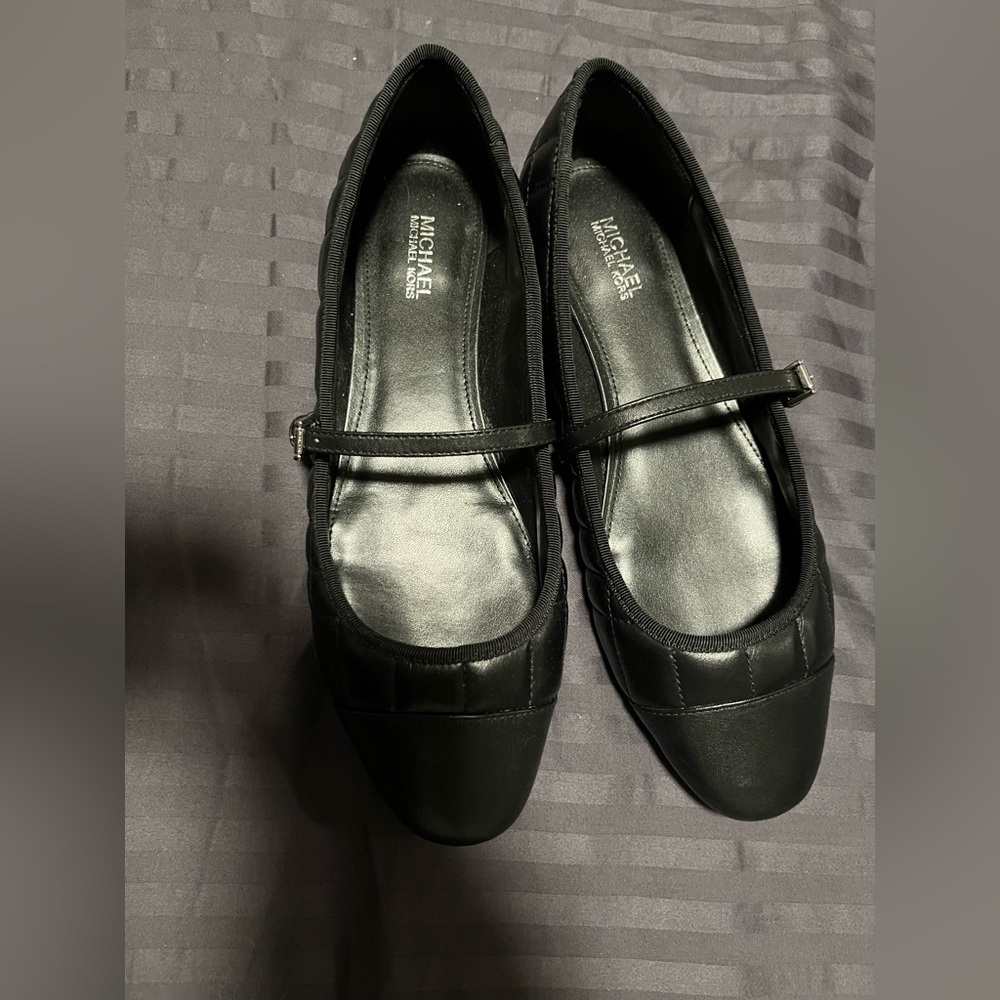 Michael Kors Black Quilted Real Leather Women's Ballet Flats Size 8 BNWOT